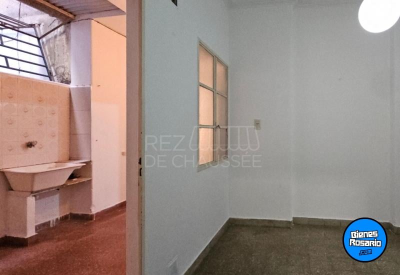 Departamentos de pasillo - Rosario - Venta