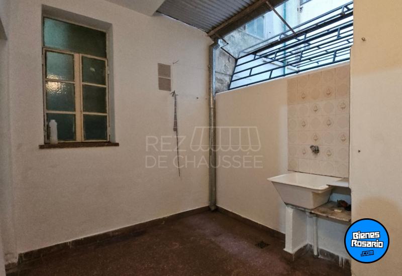 Departamentos de pasillo - Rosario - Venta