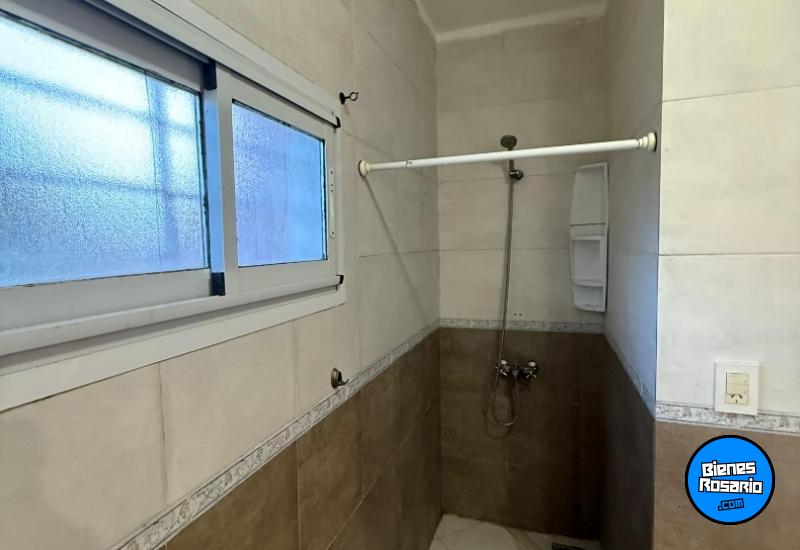 Casas - Funes -  Alquiler