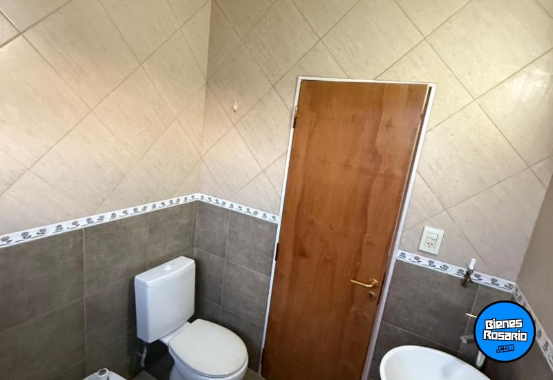 Casas - Funes -  Alquiler