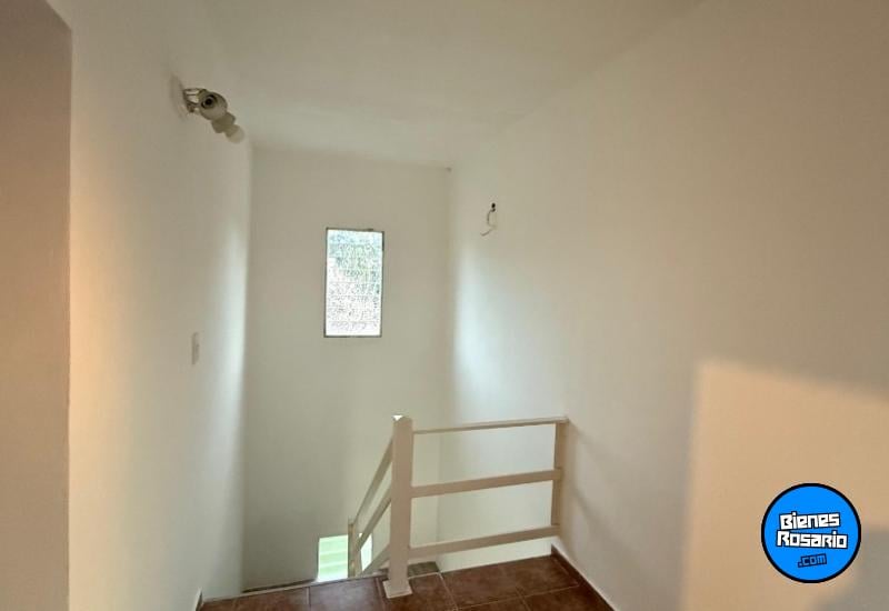 Casas - Funes -  Alquiler