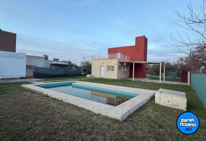 Casas - Funes -  Alquiler