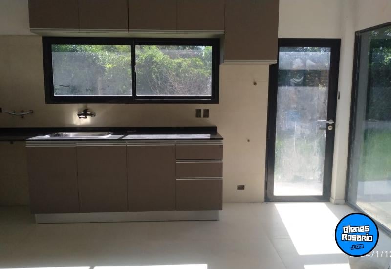 Casas - Oliveros - Venta