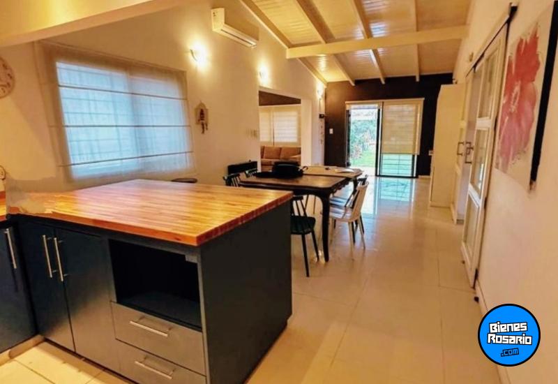 Casas - Funes - Venta