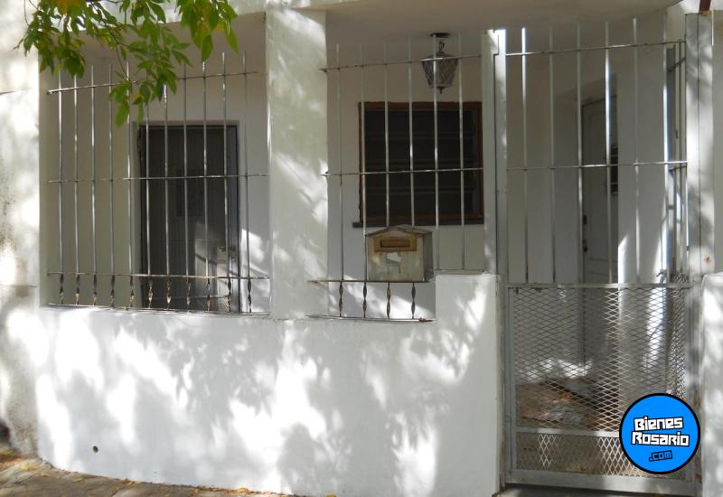 Casas - Rosario -  Alquiler
