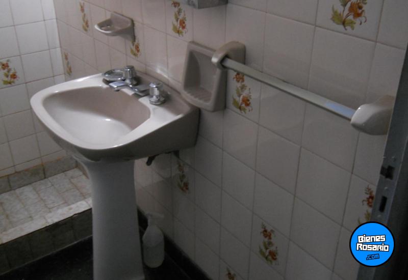 Casas - Rosario -  Alquiler