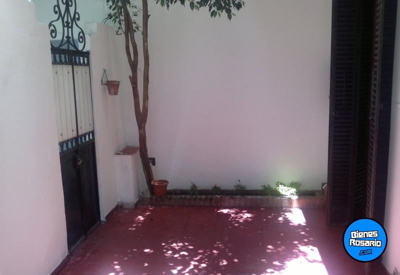 Departamentos de pasillo - Rosario -  Alquiler