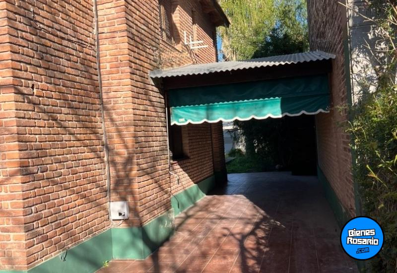 Casas - Funes -  Alquiler