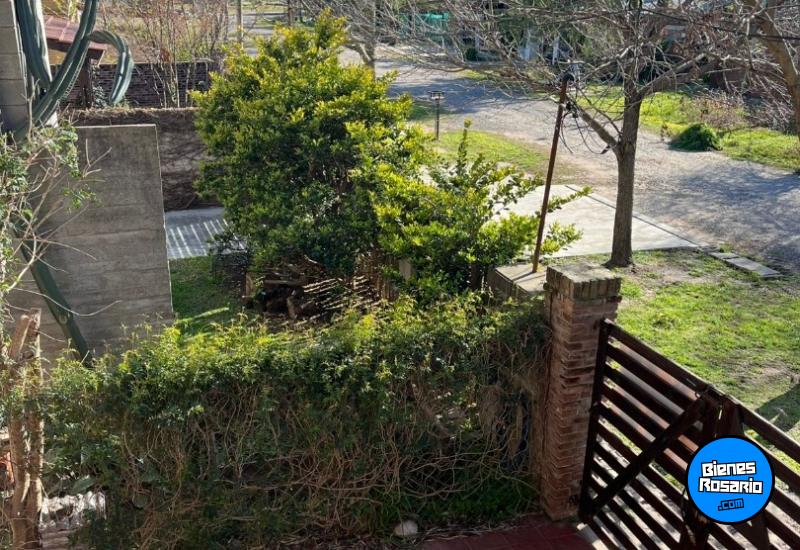 Casas - Funes -  Alquiler