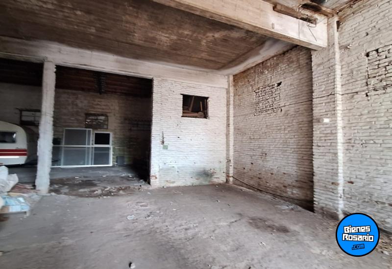 Galpones / Depósitos - Rosario - Venta