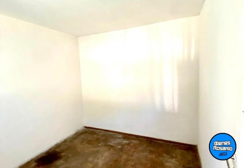 Departamentos de pasillo - Rosario - Venta