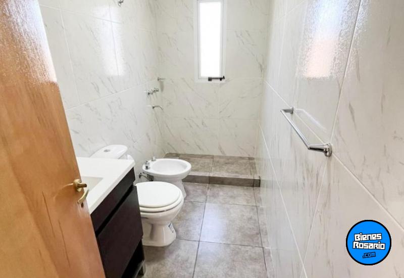 Casas - Alvear -  Alquiler