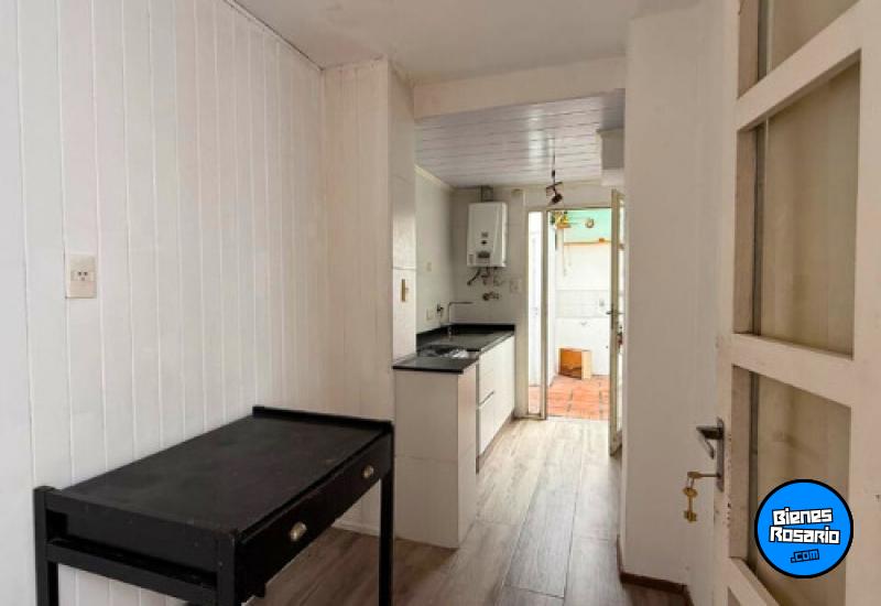Departamentos de pasillo - Rosario - Venta