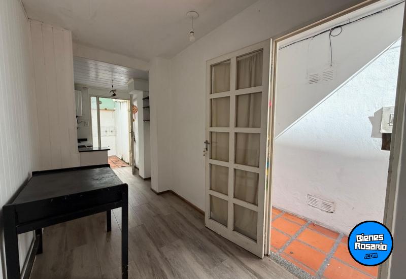 Departamentos de pasillo - Rosario - Venta