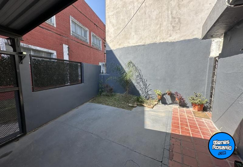 Departamentos de pasillo - Rosario - Venta