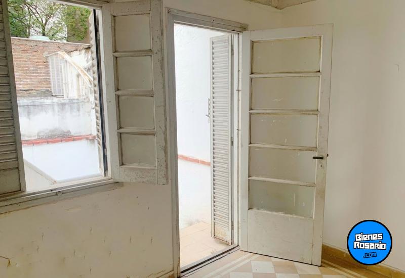 Departamentos de pasillo - Rosario - Venta