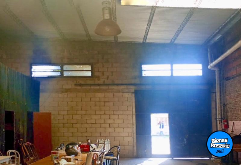 Galpones / Depósitos - Rosario - Venta