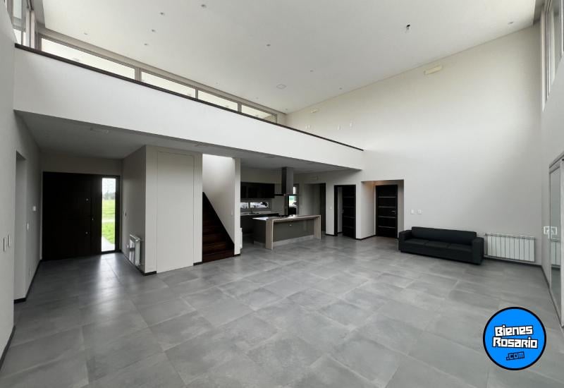 Casas - Funes - Venta