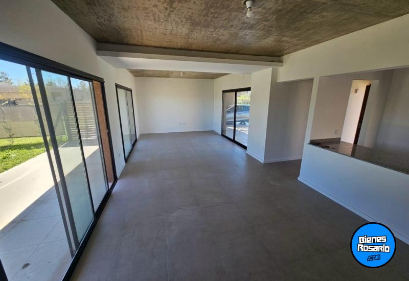 Casas - Funes - Venta