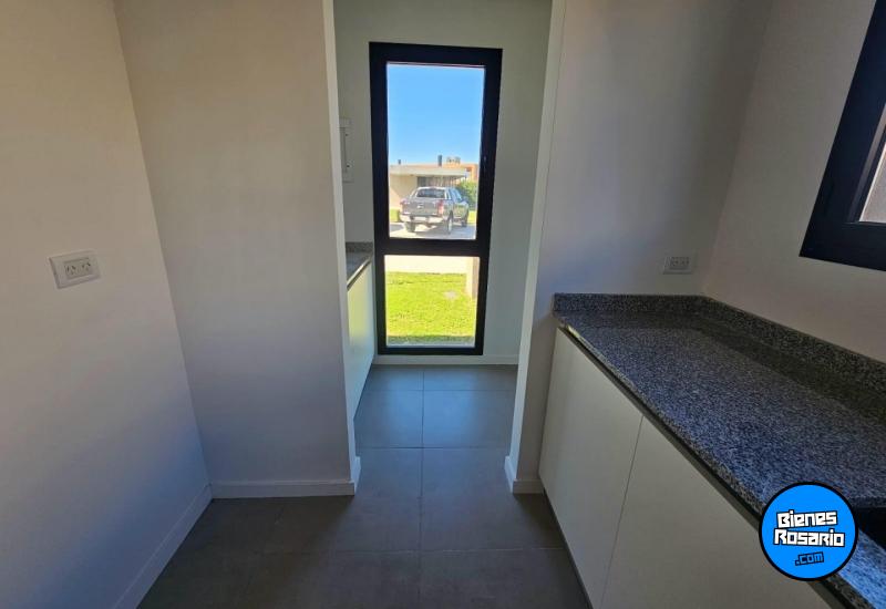 Casas - Funes - Venta