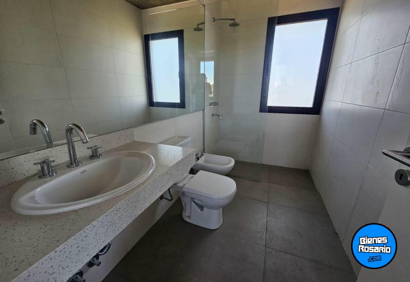 Casas - Funes - Venta