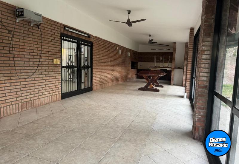 Casas - Funes - Venta