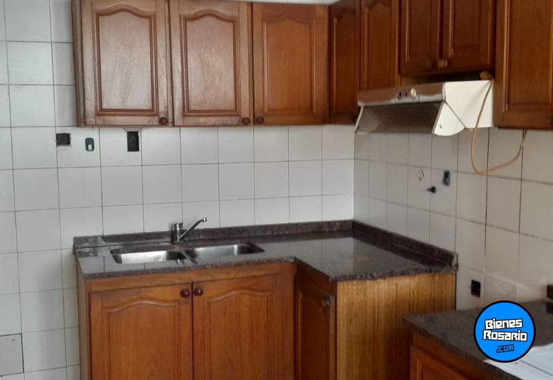 Casas - Rosario -  Alquiler