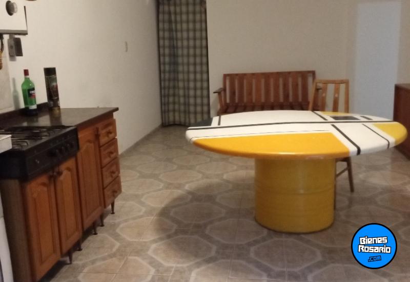 Casas - Rosario -  Alquiler