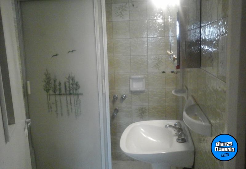 Casas - Rosario -  Alquiler