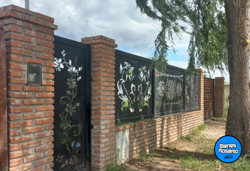 Casas - Funes - Venta