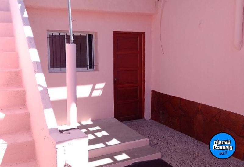 Departamentos de pasillo - Capitan Bermudez - Venta