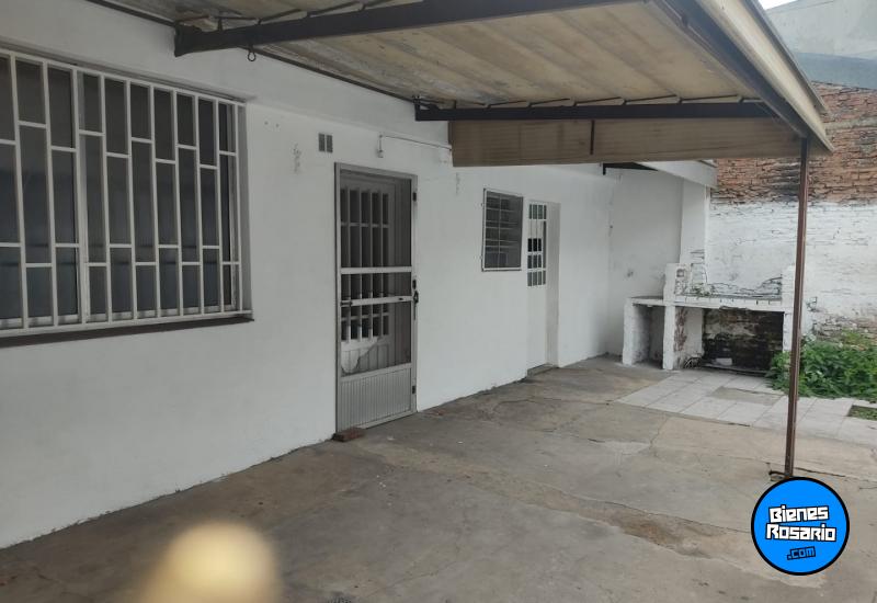Casas - Rosario -  Alquiler