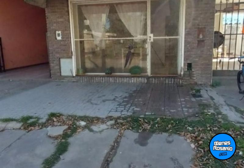 Casas - Alvarez - Venta