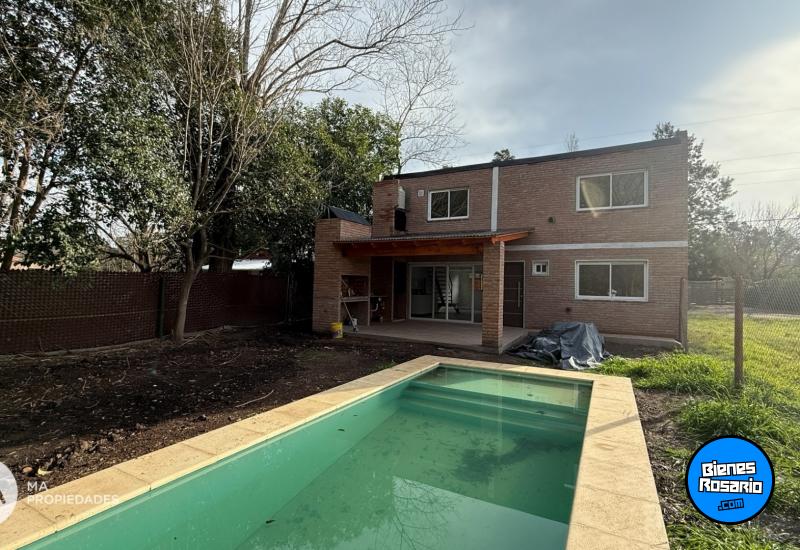 Casas - Funes - Venta
