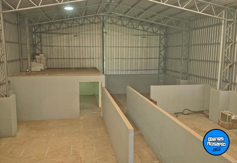 Galpones / Dep贸sitos - Roldan - Alquiler