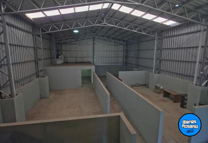 Galpones / Dep贸sitos - Roldan - Alquiler