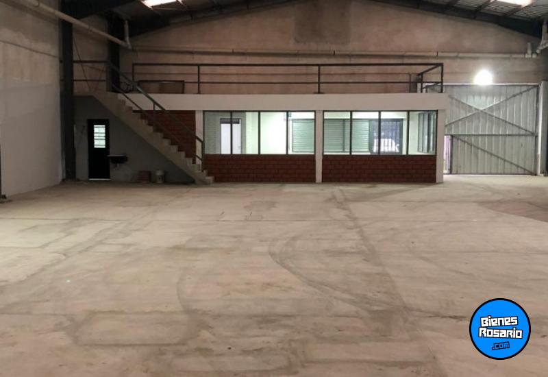 Galpones / Dep贸sitos - Rosario - Venta