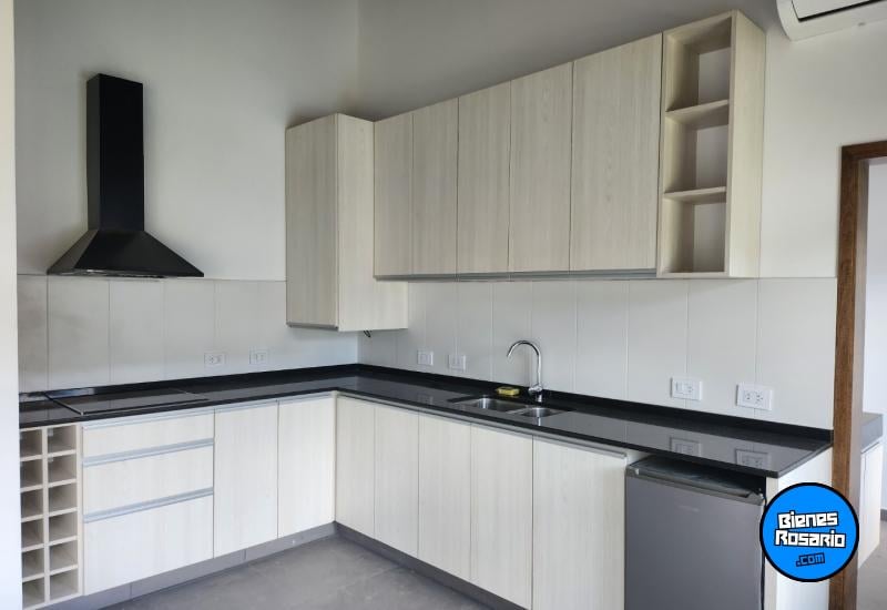 Casas - Funes - Venta