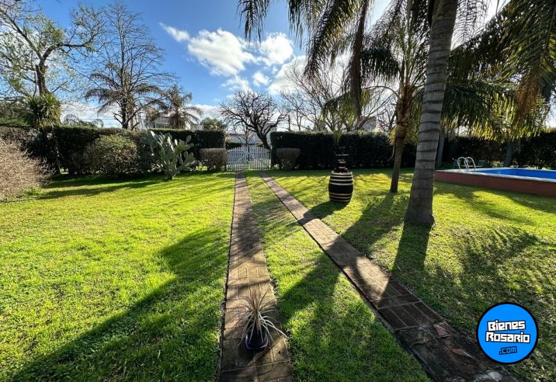 Casas - Funes - Venta