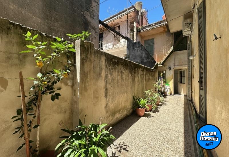 Departamentos de pasillo - Rosario - Venta