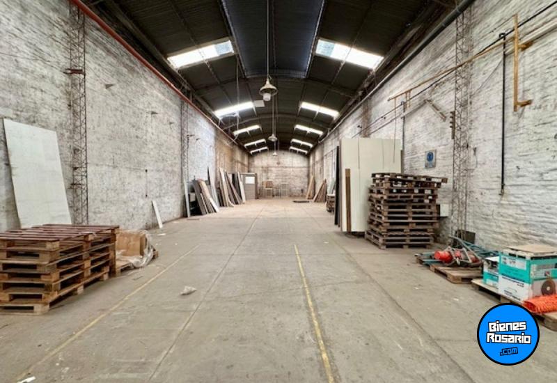 Galpones / Depósitos - Rosario - Venta