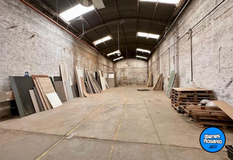 Galpones / Depósitos - Rosario - Venta