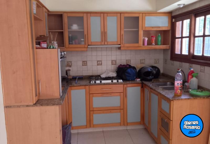 Casas - Rosario -  Alquiler