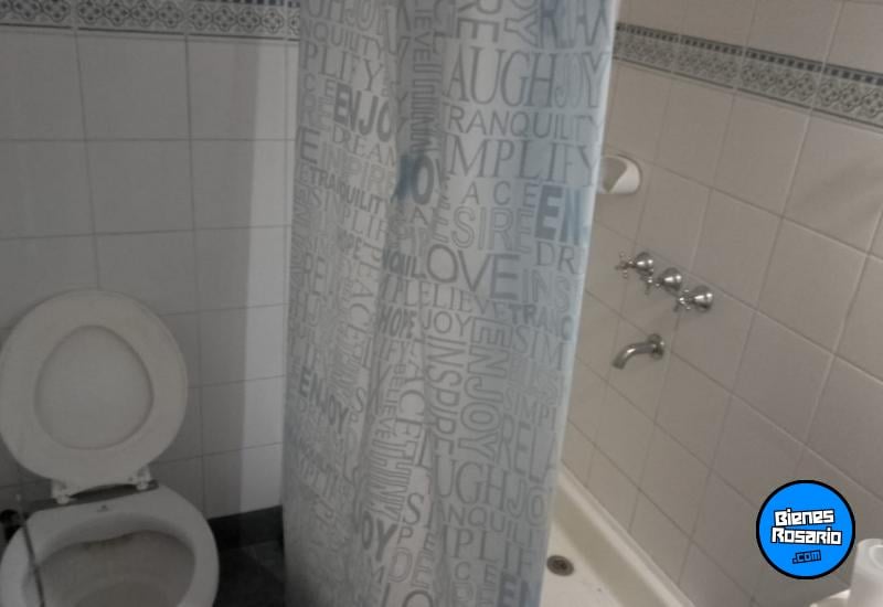 Casas - Rosario -  Alquiler