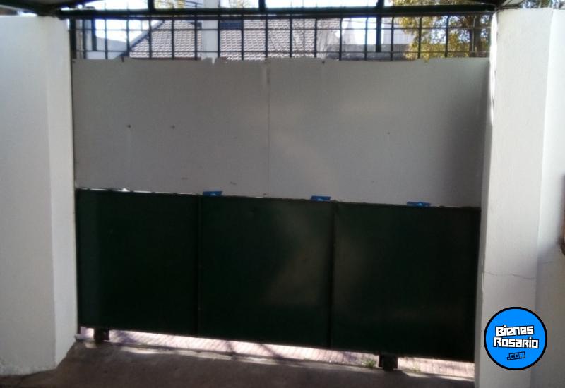 Casas - Rosario -  Alquiler