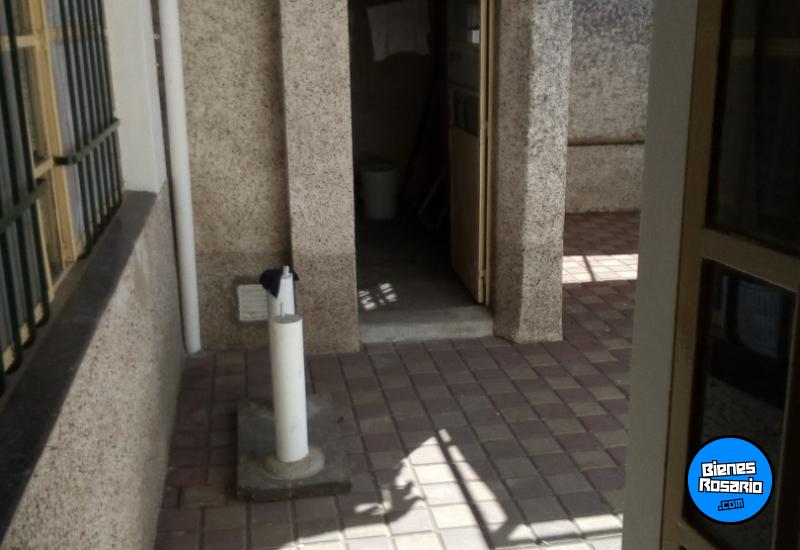 Casas - Rosario -  Alquiler