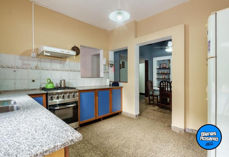 Departamentos de pasillo - Rosario - Venta