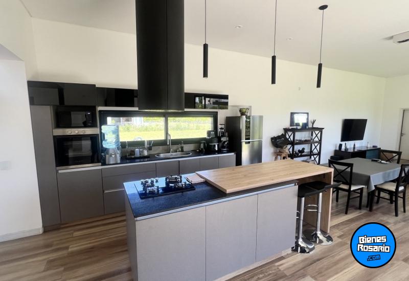 Casas - Roldan -  Alquiler