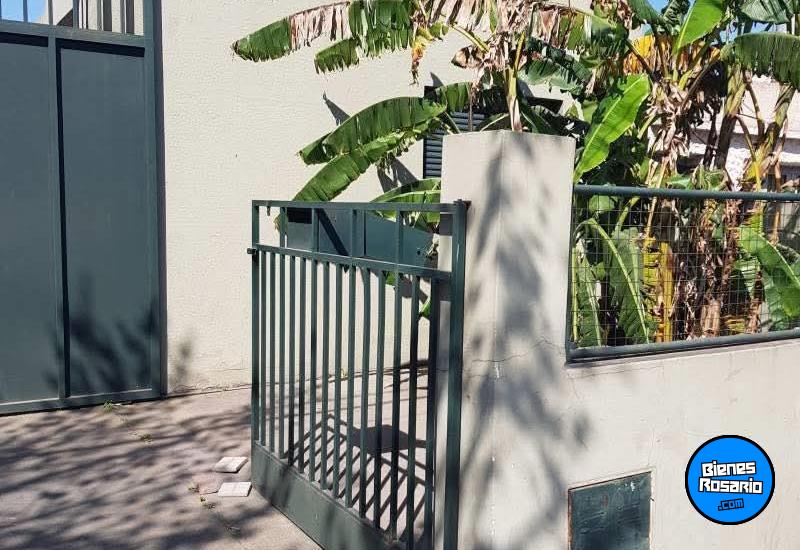 Galpones / Depósitos - Rosario - Venta