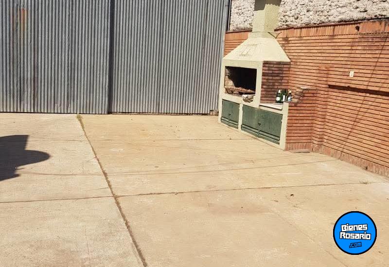 Galpones / Depósitos - Rosario - Venta